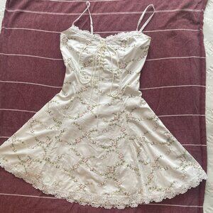 Betsey Johnson White Floral Embroidered Mini Dress size 8